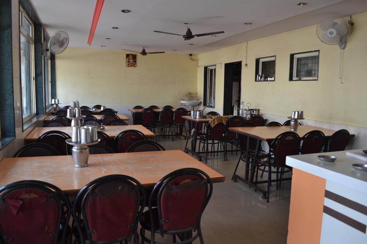 Hotel Sai Vishwa Shirdi Exterior photo